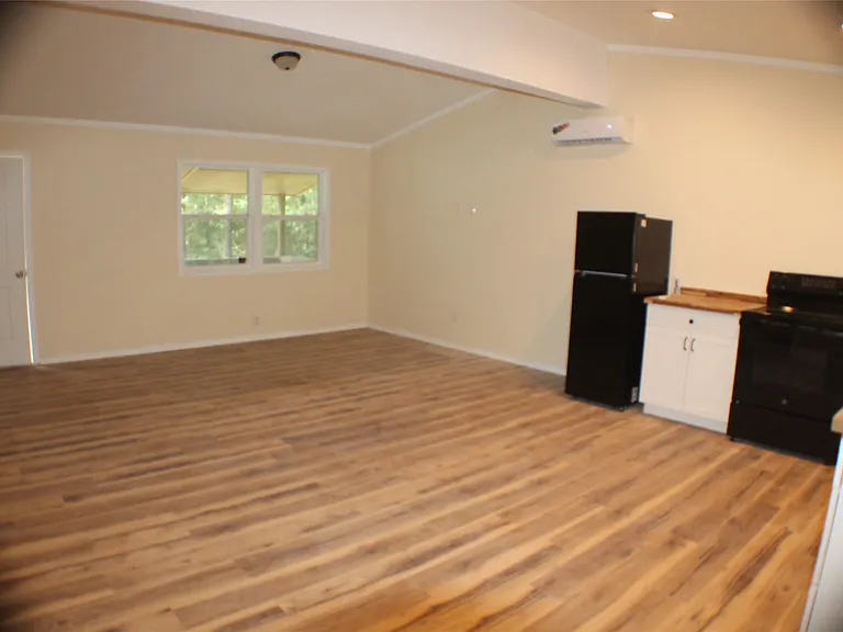 148 Golden Oaks Dr — Photo 5