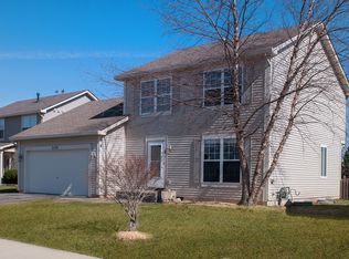 2170 Kathleen Cir, Montgomery, IL 60538