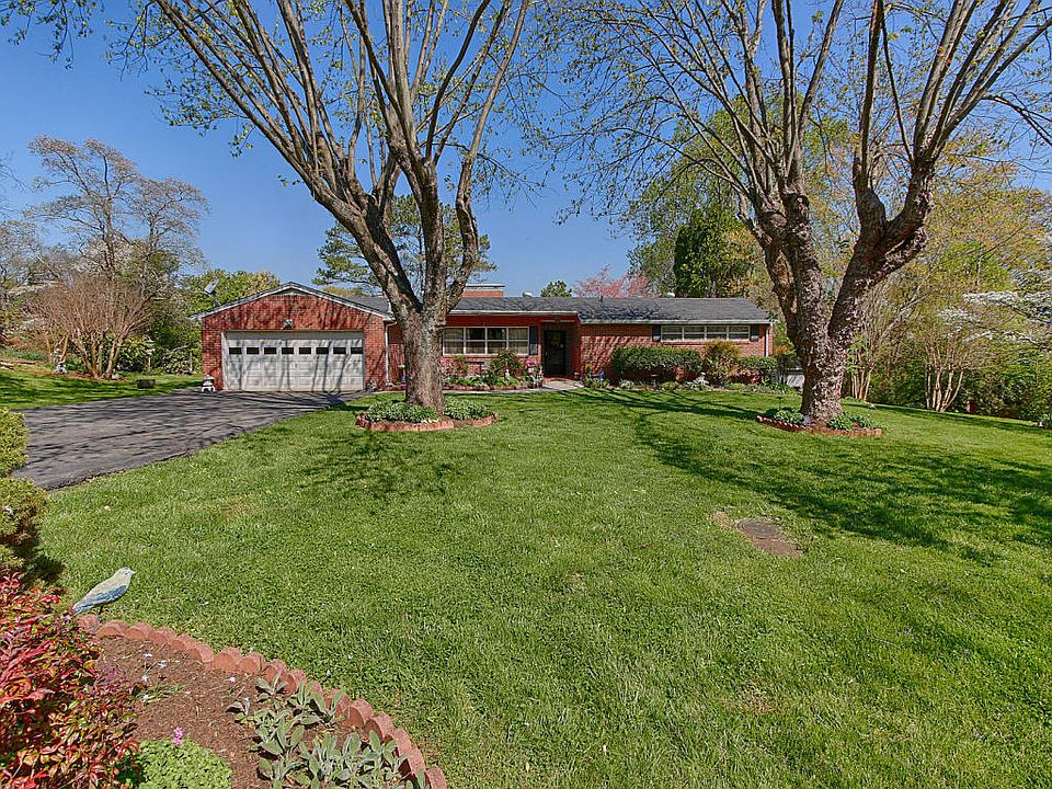 1st image of 6913 Cresthill Dr