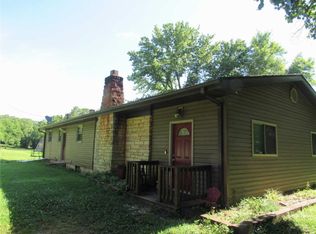 2482 Birds Nest Rd, Steelville, MO 65565