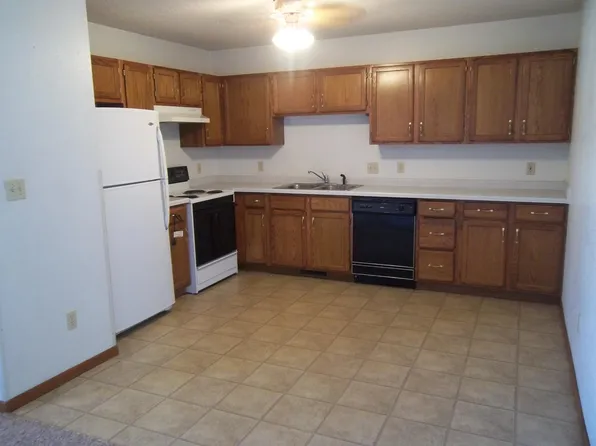 926 Larson Dr #926, Zumbrota, MN 55992