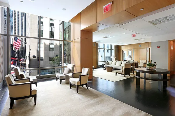 Rented by Sotheby's International Realty | media 14