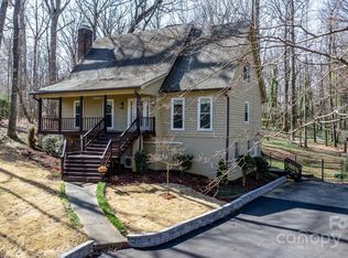 608 Bubbling Well Rd, Matthews, NC 28105