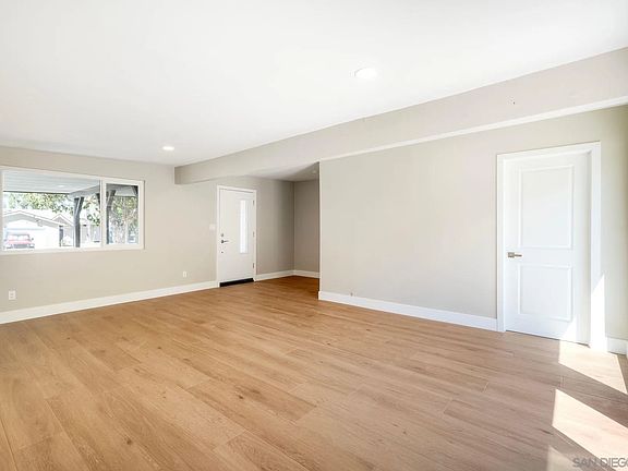 5th image of 578 E Indian Rock Rd