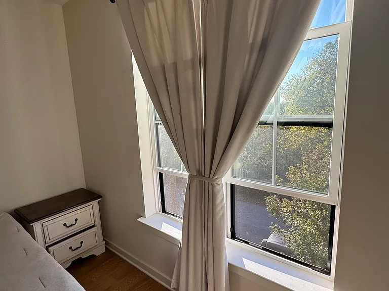 600 E Trinity Ln #114 — Photo 7