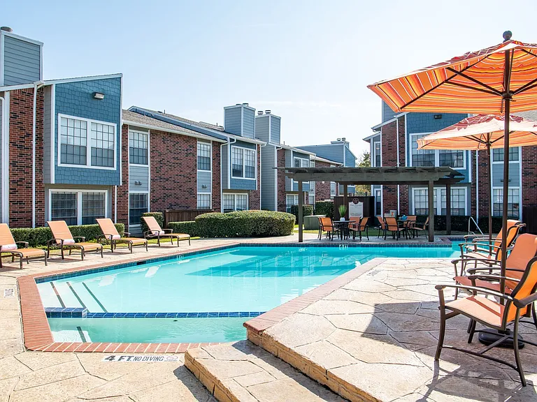 Bandera Ranch Apartments — Photo 8