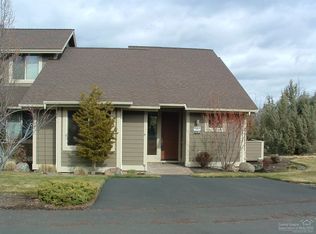 11065 Village Loop, Redmond, OR 97756