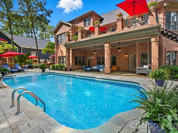107 Nautilus Ct, Troutman, NC 28166