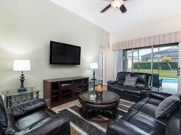4th image of 8127 Fan Palm Way