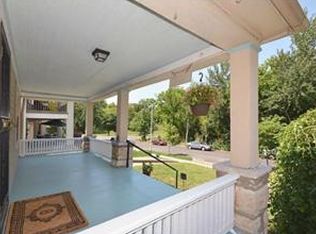 4321 Holmes St, Kansas City, MO 64110