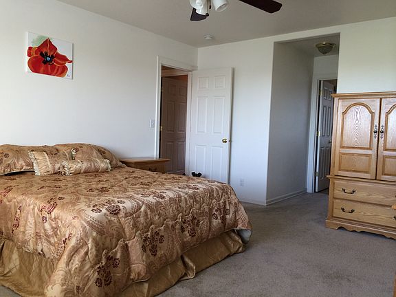 5th image of 7919 Snoqualmie Dr