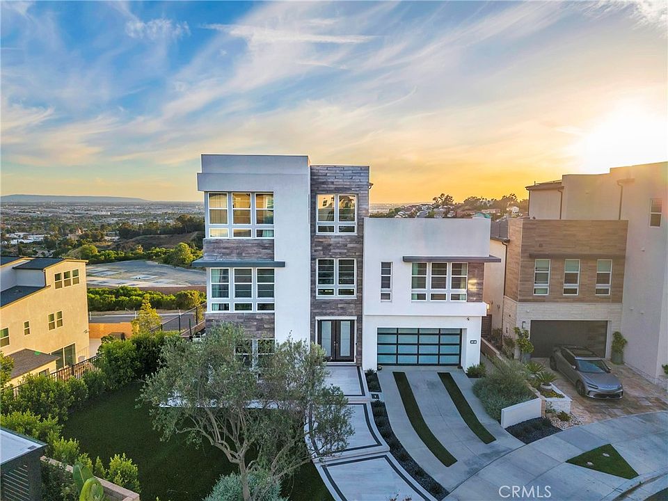 1st image of 265 Orchid Ct