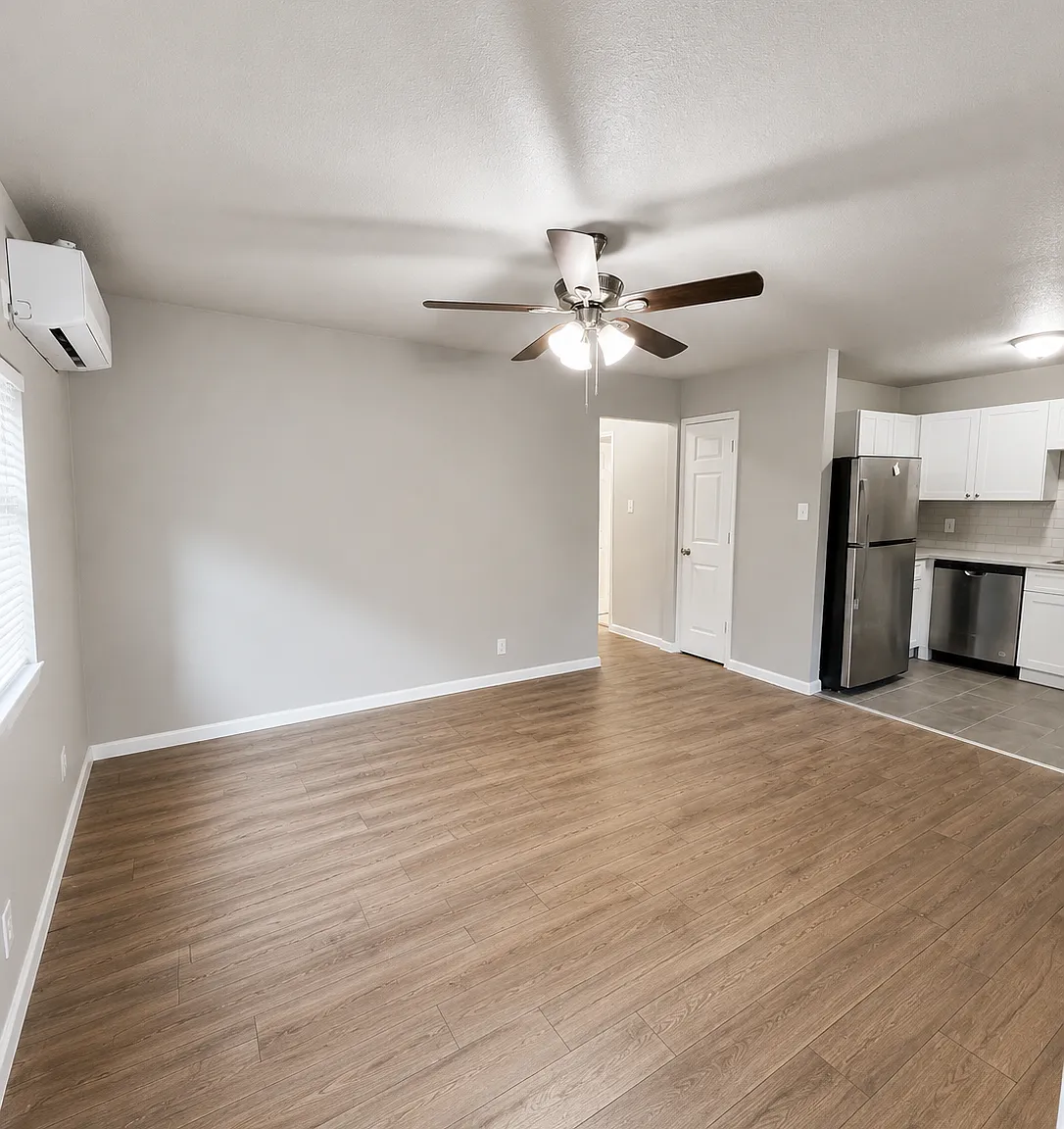 855 Broadway Ave #4 — Photo 3