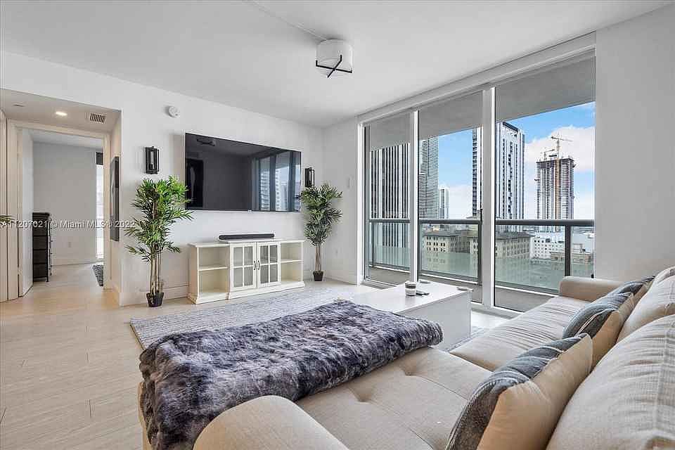 1st image of 50 Biscayne Blvd #2BEDUNIT-1