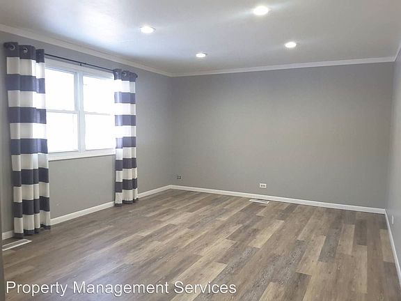 2nd image of 23698 Forestview Ave