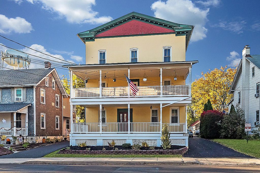 19 E Broad St UNIT A-4, Trumbauersville, PA 18970 | Zillow