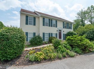 236 S Lime St, Quarryville, PA 17566