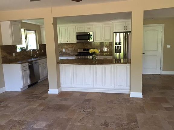 5th image of 12386 Prado Ct