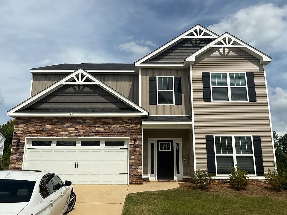 1263 Gregory Landing Dr