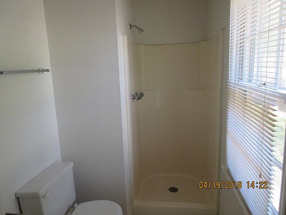 5th image of 220 Mill Creek Pl
