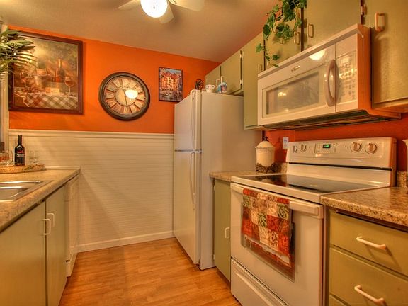 5th image of 6121 E 6th Ave APT K304