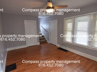 1119 Watkins St SE, Grand Rapids, MI