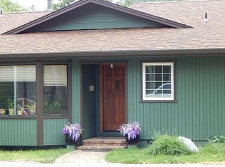 332 Rene Dr, Shady Cove, OR 97539