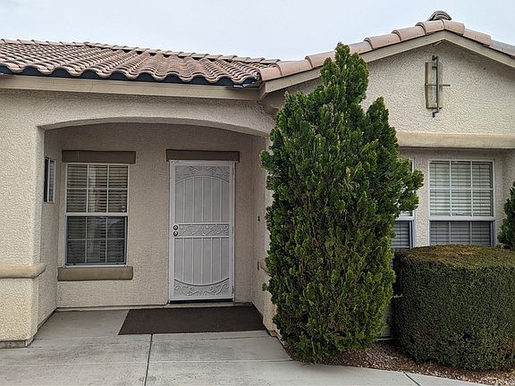 3rd image of 5534 Winterdale St