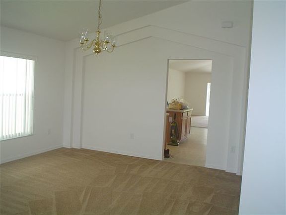 Dining w/ Entry into Kitchen