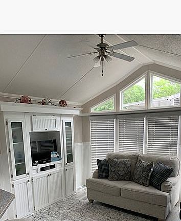 4th image of 2011 Ottawa Beach Rd #78