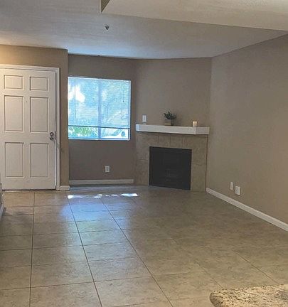 3rd image of 21838 Saticoy St APT E