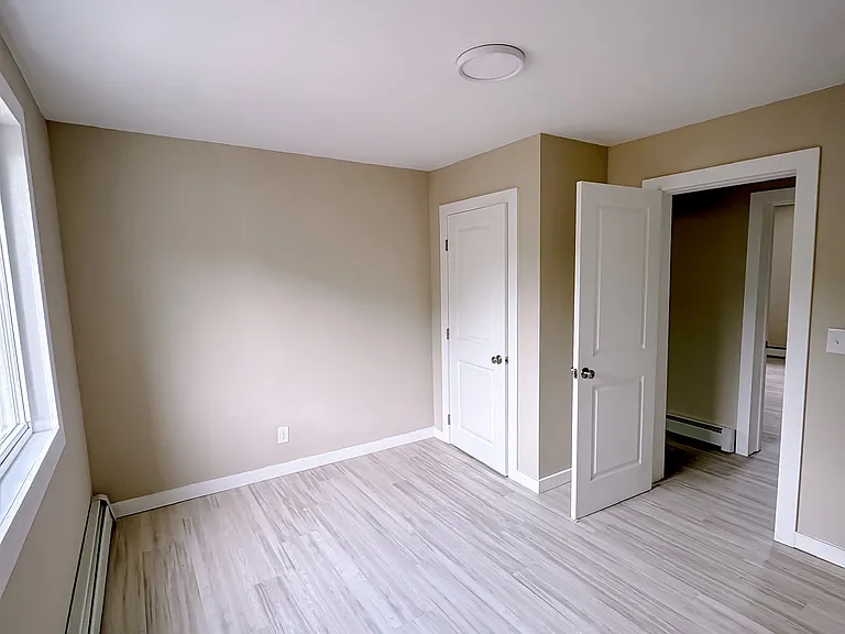 181 Pine St #2 — Photo 17