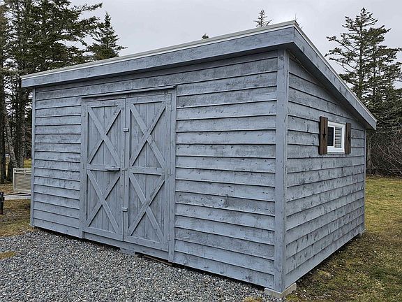 5th image of 55 Stoney Island Rd