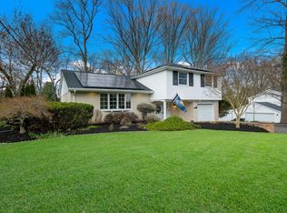 14 E Rambler Dr, Holland, PA 18966