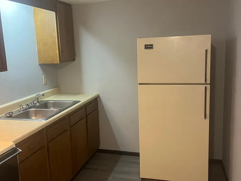 1734 Culbertson Ave #5 — Photo 7