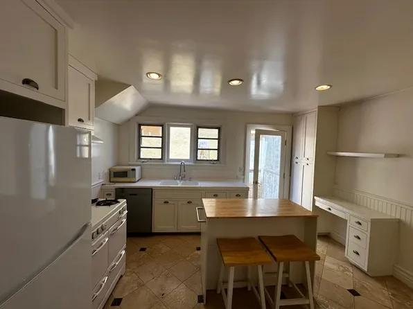 2044 N Highland Ave, Los Angeles, CA 90068