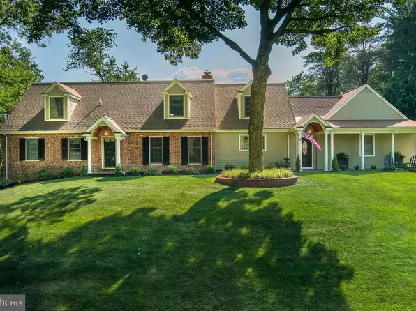 542 Tory Hill Rd, Devon, PA 19333