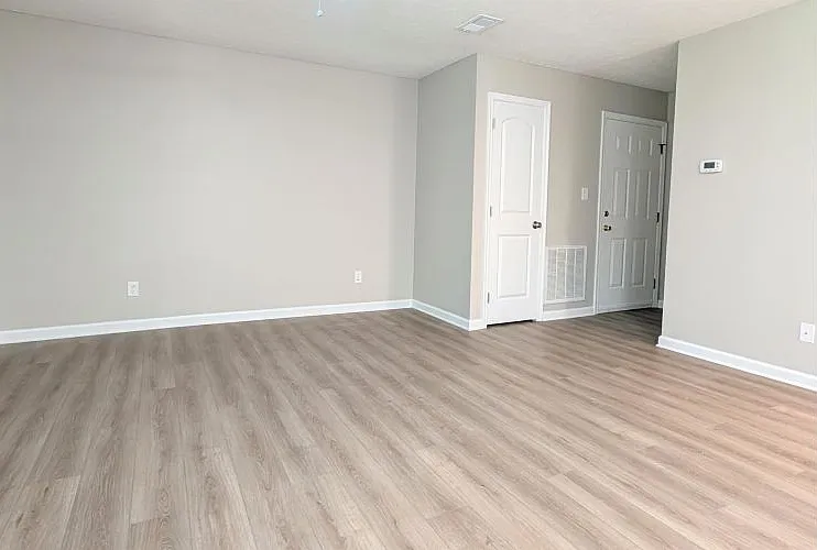 185 Moss Creek Dr #C — Photo 5
