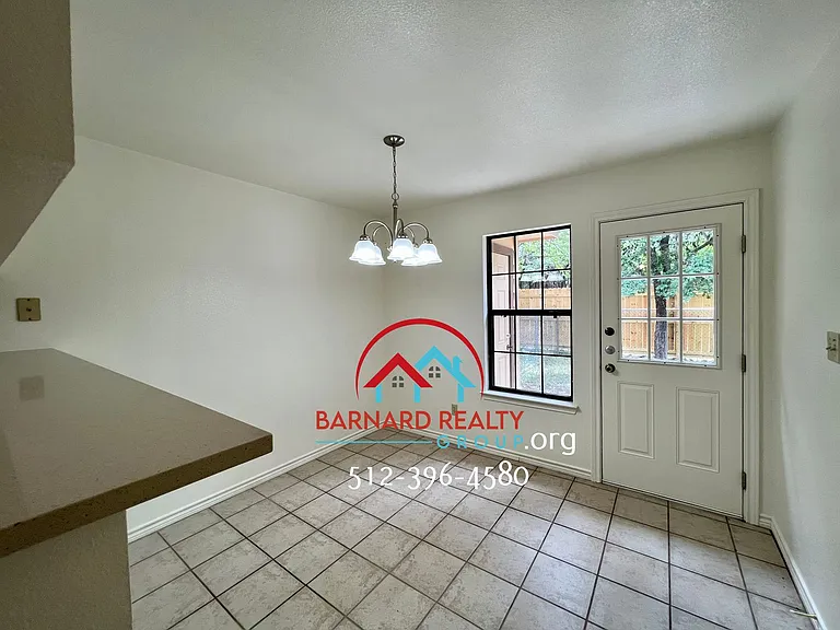 1307 Baylor Ave — Photo 8