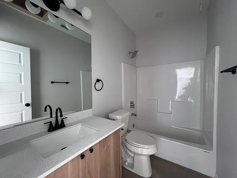 2309 S Hilltop Ave #3 — Photo 19