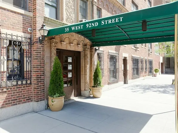 35 West 92nd Street 7A image 10 of 11