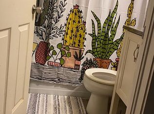 1005 Louise Ct, Eden, NC 27288