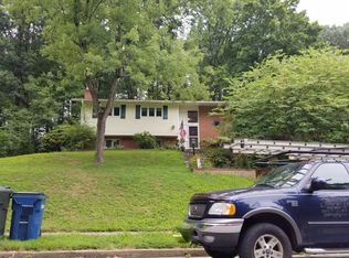 7828 Glenister Dr, Springfield, VA 22152