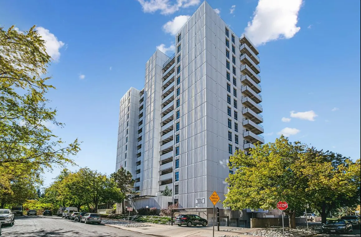 Cheesman Club Apartments — Photo 2