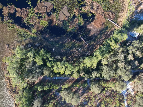 119 DIAMOND LAKE Drive, Crescent City, FL 32112