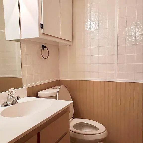3/4 Bathroom