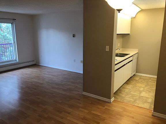 5th image of 418 120th St NW