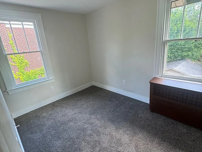 8918 Frankstown Rd — Photo 10