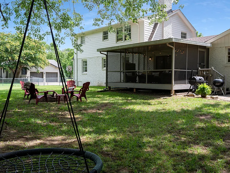 2215 Creekside Ln — Photo 42