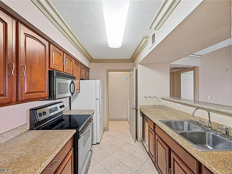 8101 W Flamingo Rd #2026 — Photo 13